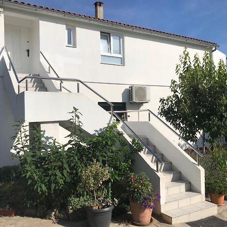 Beachfront Apartment Sun Vodice Exterior foto